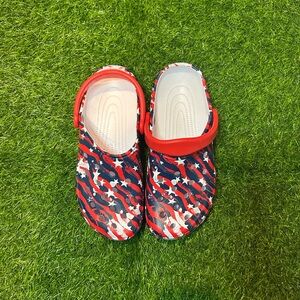 George Clogs - Size 9M - Brand New